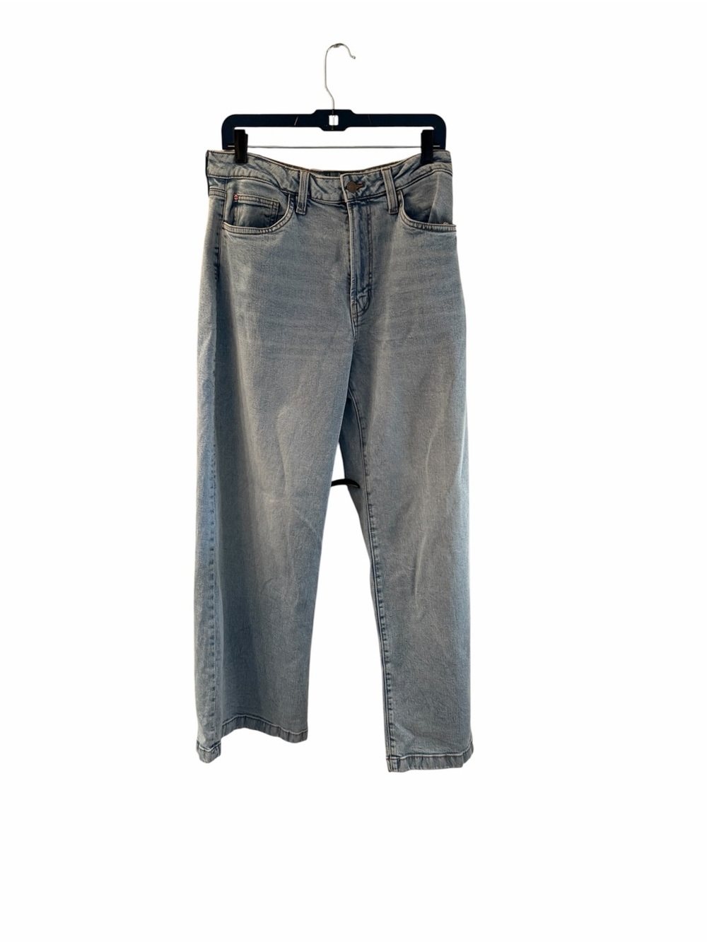 Hudson Light Wash wide  Leg Jeans 💟